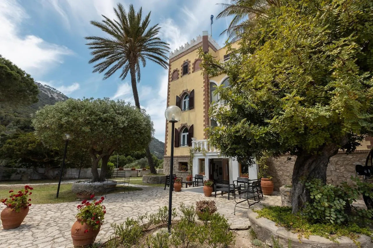 ג'יליו פורטו Hotel Castello Monticello  ג'יליו פורטו